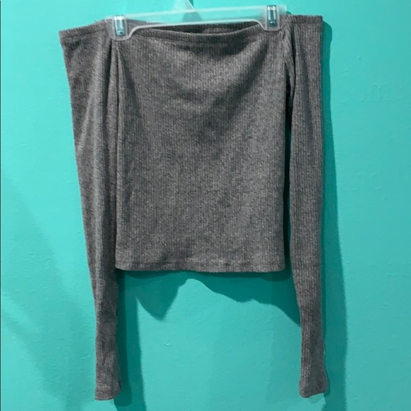 Divided Tops - Divided Long Sleeve